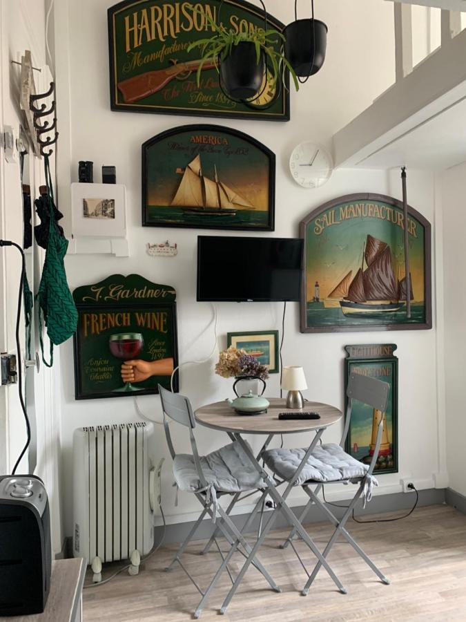 Studette Tiny House De L Eglise 12 M2 Apartamento Ault Exterior foto