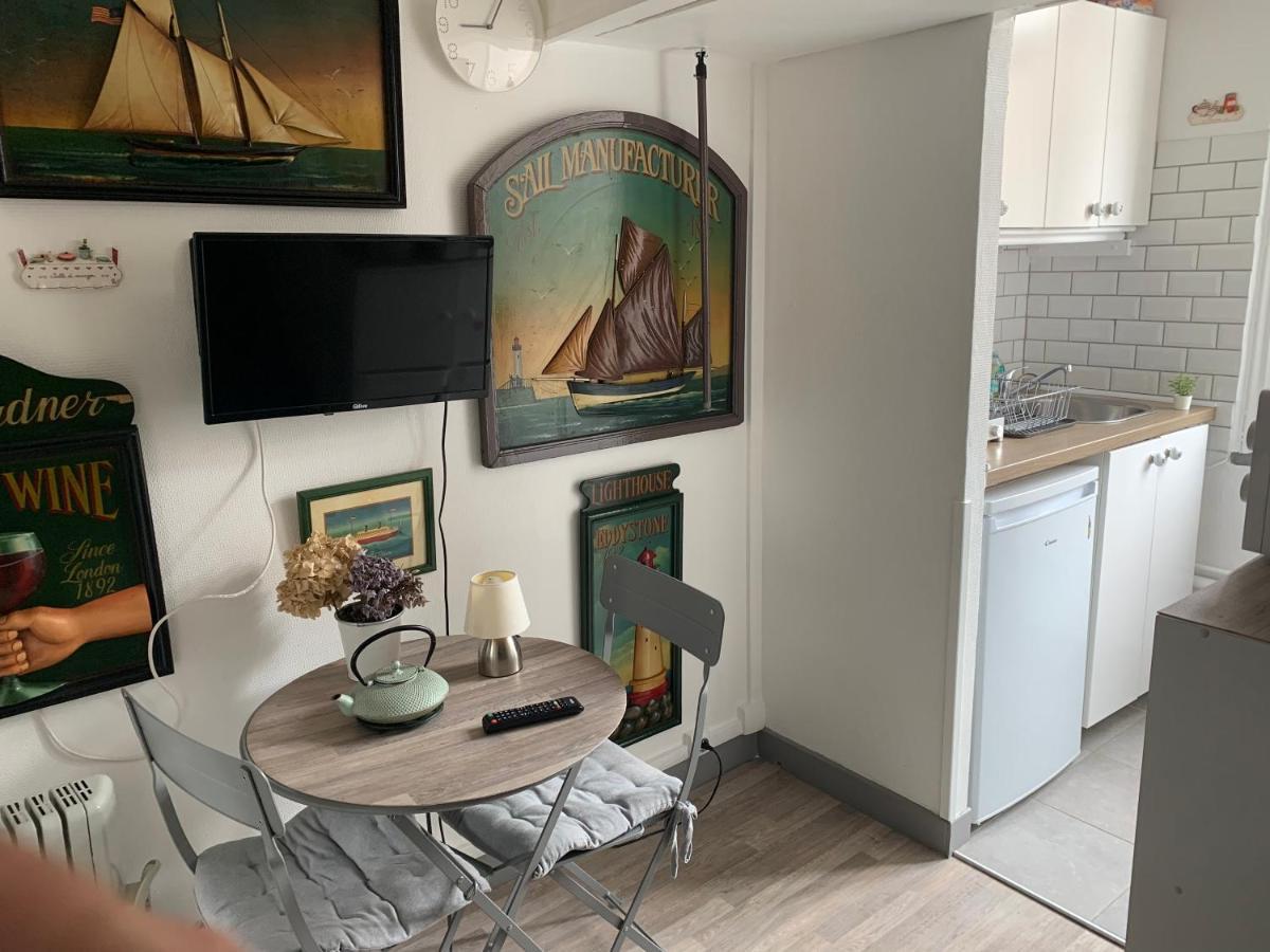 Studette Tiny House De L Eglise 12 M2 Apartamento Ault Exterior foto